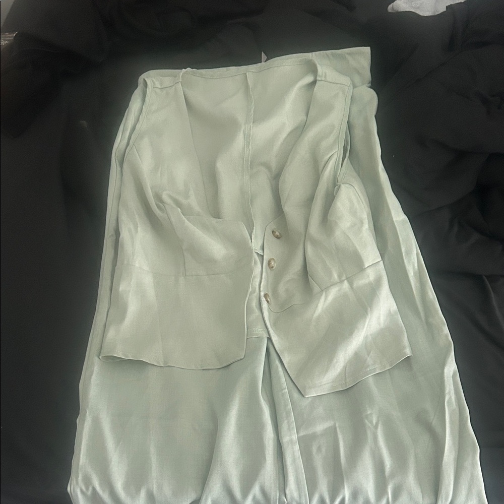 SHEIN Light Green Pantsuit